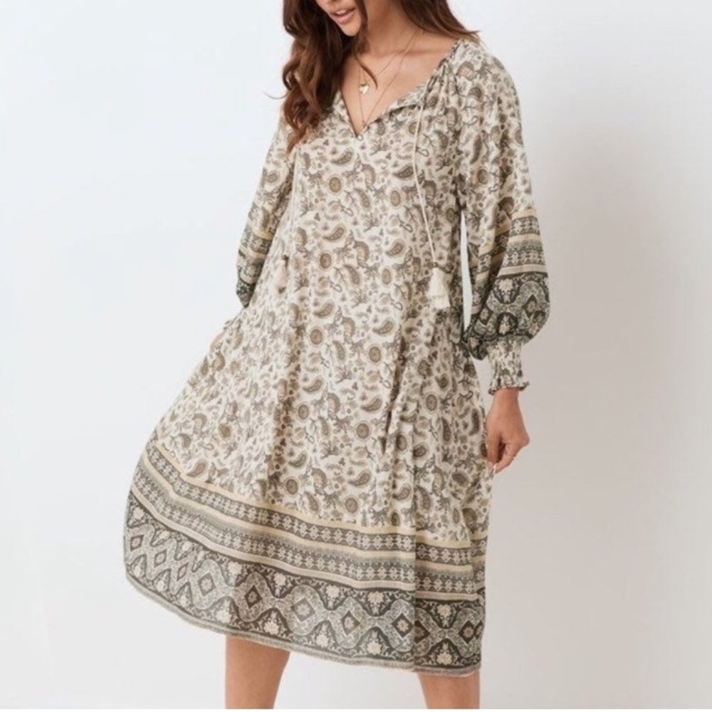Spell and The Gypsy Journey Boho floral cotton midi dress in Ash long sleeve - Picture 3 of 8